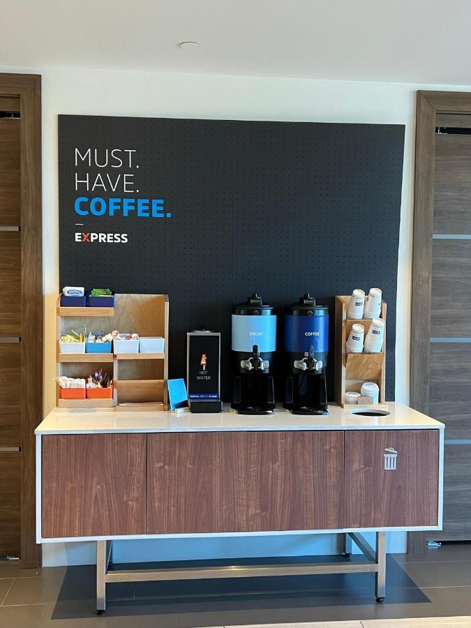 Holiday Inn Express & Suites - Ukiah By Ihg Ngoại thất bức ảnh