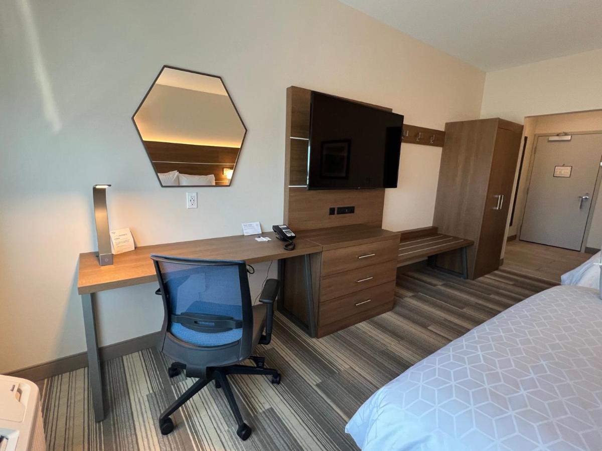 Holiday Inn Express & Suites - Ukiah By Ihg Ngoại thất bức ảnh