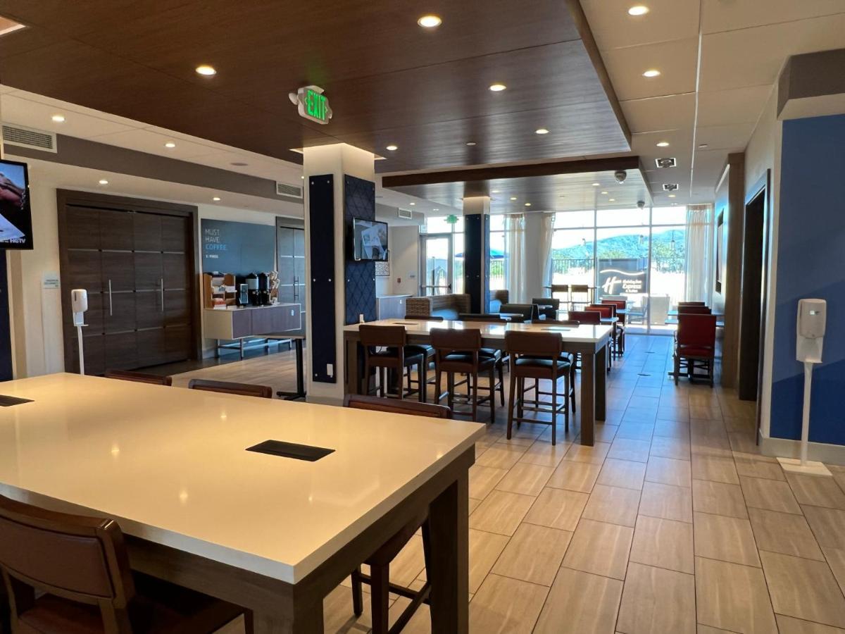 Holiday Inn Express & Suites - Ukiah By Ihg Ngoại thất bức ảnh