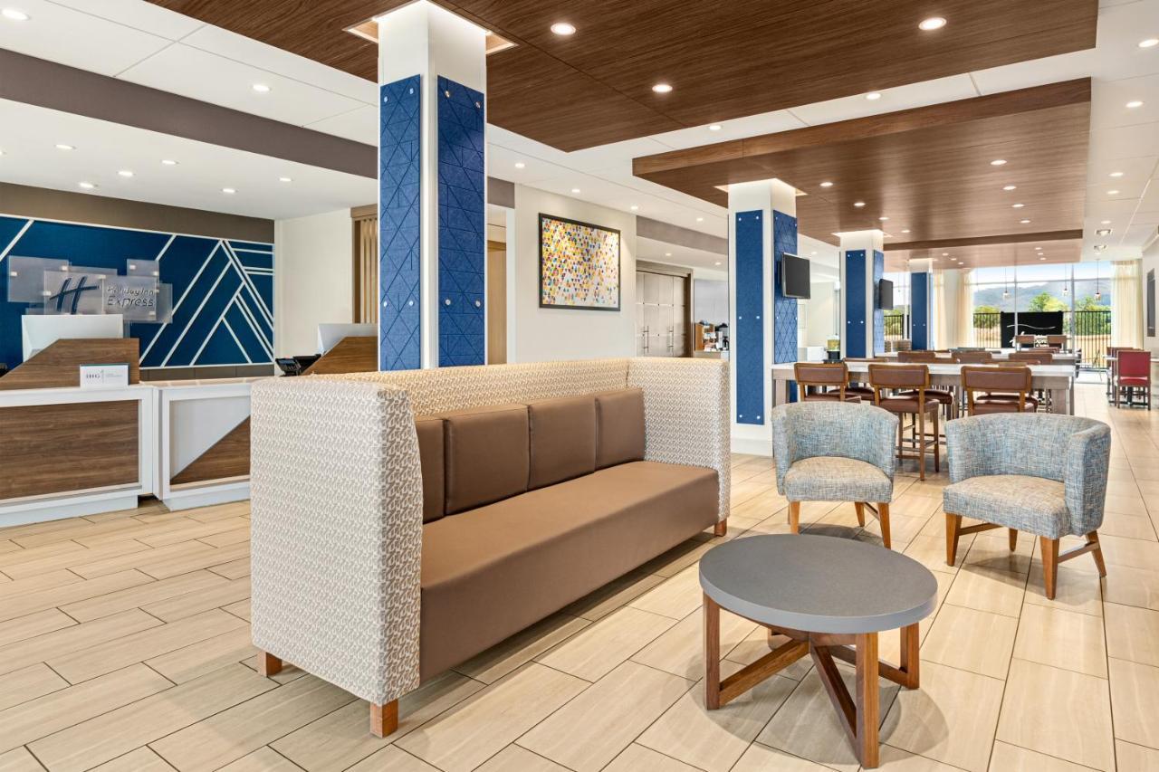 Holiday Inn Express & Suites - Ukiah By Ihg Ngoại thất bức ảnh